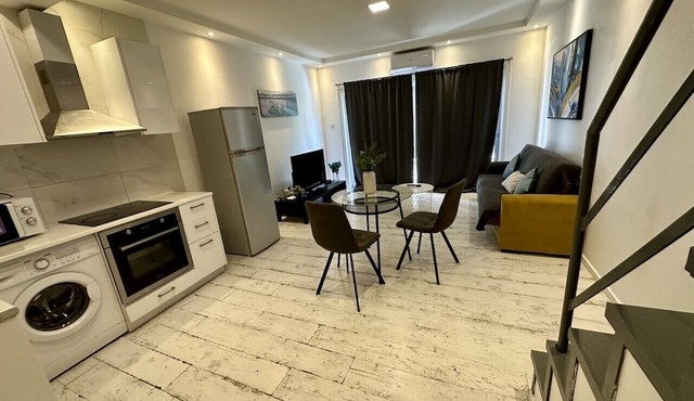 1-bedroom flat 100m from the beach in Tourist area