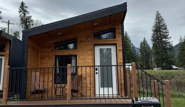 Wolf Den Micro Cabin at Spotted Bear Retreat in Martin City