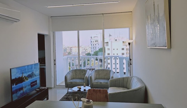 STAY Cosmo City Suite 403