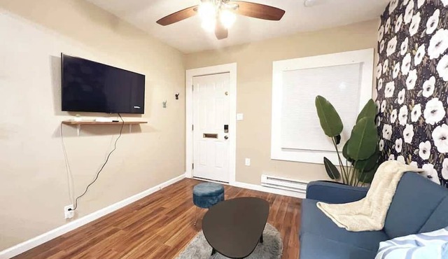 Central Berkeley 1BR Home | Near UC + Parking + Garden Acess in Berkeley