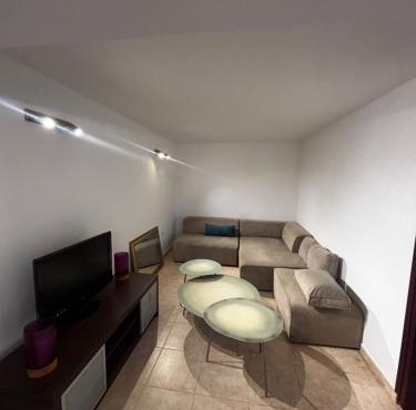 Bougainvillea Garden Apartment in Ktima