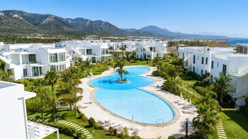TheResort - Pool & Spa - Terrace Penthouse 1 by Azur Prime in Küçükerenköy