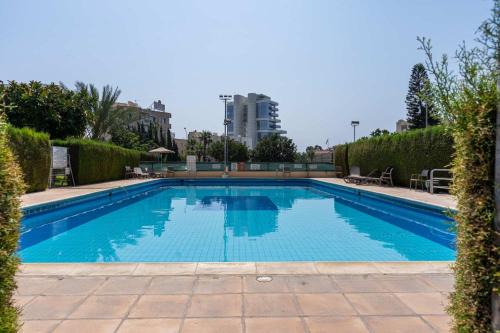 Cozy 1BR Sea View & Pool in Agios Tychonas in Limassol