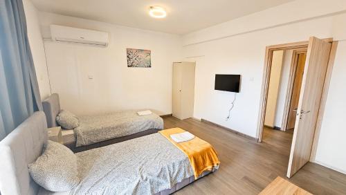 Downtown Rooms, 200m from Marina Beach in Larnaca