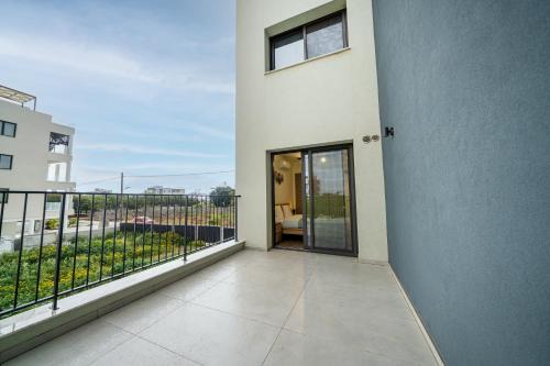 New Amazing 2 bedroom flat near casino beach mall in Limassol
