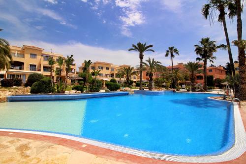 STAY Limnaria Gardens Apartment in Paphos