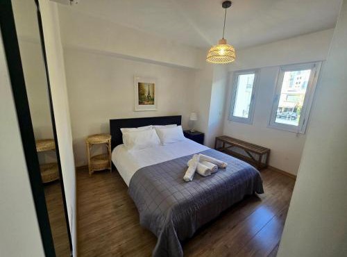 Modern 1BR Flat in City Centre