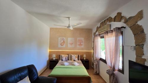 Secluded Garden Studio in Tala