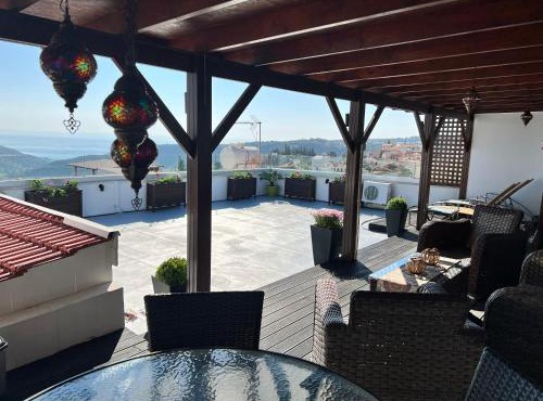 'I Folia' Village house with roof garden and terrace in Pissouri