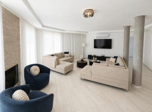 Luxury Panorama SeaView Villa in Androlikou