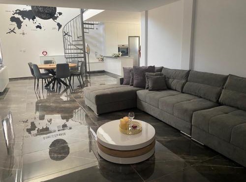 Olivia Suite in Pano Arodes
