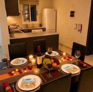 Cozy Sea View Apartment with Pool in Peaceful Paphos Area in Paphos
