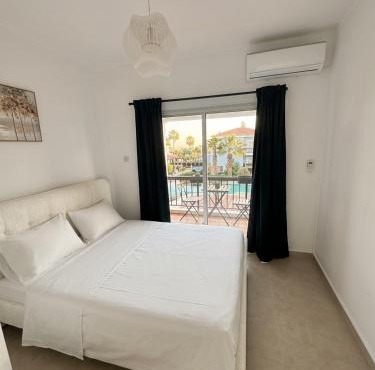 Coral Bay Seaview Apartment by Aria-Walk to Beach in Coral Bay