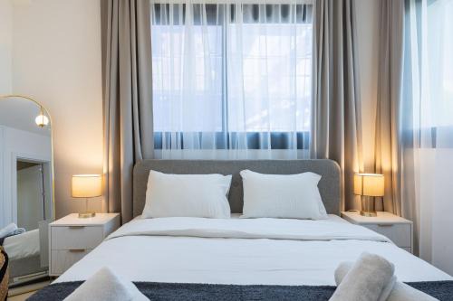 Jas Living - Chic Apts & Balconies in Larnaca in Larnaca