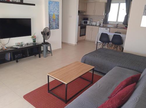 Xylophagou Rest and Relax 4 Top floor Big Balcony 1 bedroom apartment in Xylophaghou
