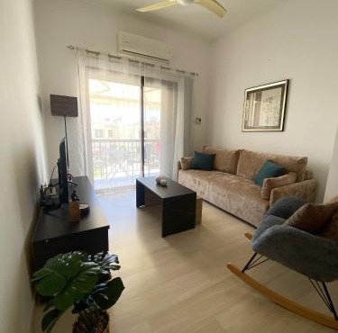 STAY Nest in Tala Apartment