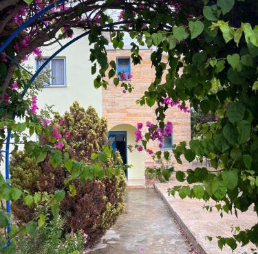 Queen Eyridiki Luxury Villa 1 in Paphos