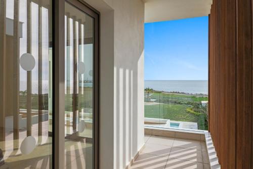 Serenity Waves Villa 5 in Larnaca