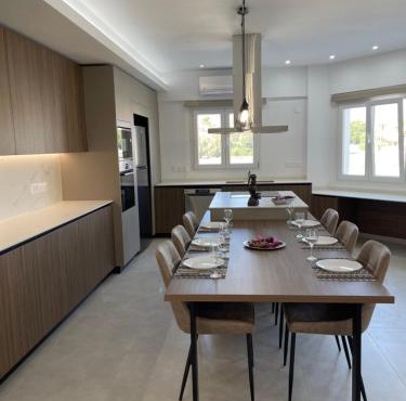 Pervolia Oasis Villa in Kiti