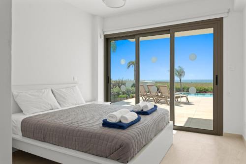 Serenity Waves Villa 6 in Sophtadhes