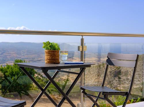 Sea-View Retreat - Villas with Pools and Private Jacuzzi Cabin
