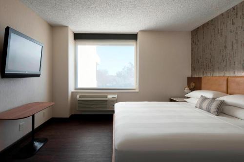 Fullerton Marriott at California State University in Fullerton