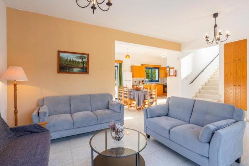 Villa Charoula Exi Large Private Pool AC WiFi in Paphos