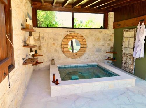 Listed Villa in Laneia in Lania