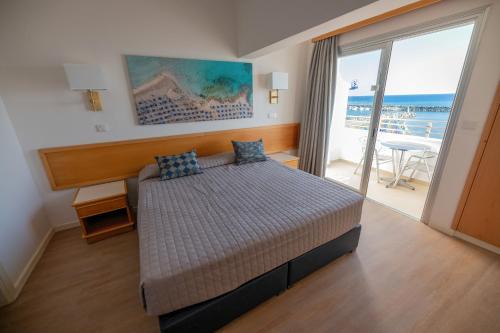 Tylos Beach Hotel in Kato Pyrgos