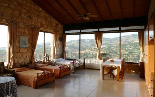 Studio with view in Polis area