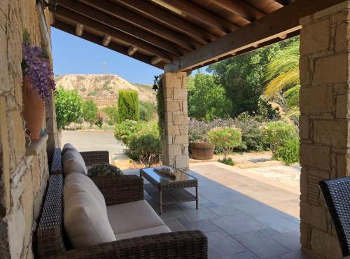 Paradise Traditional House in Maroni