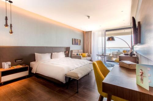 Radisson Blu Hotel, Larnaca in Larnaca