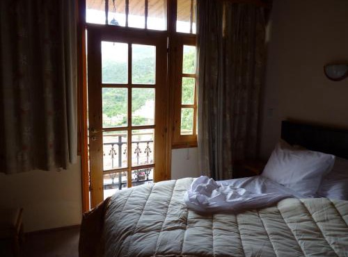 Mountain Rose Hotel & Restaurant