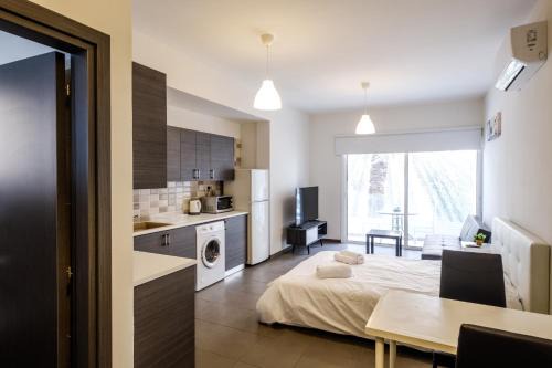 Spacious Studio Downtown in Larnaka