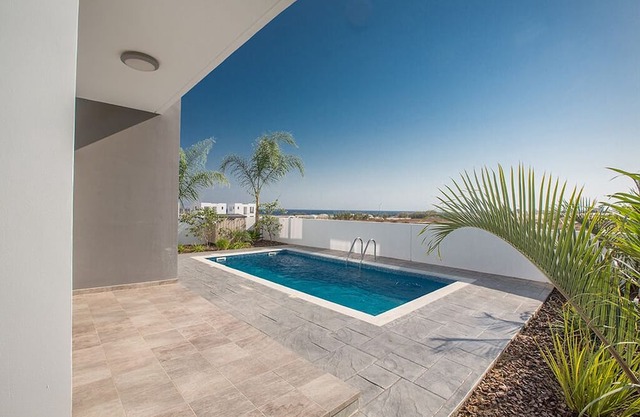 Villa Alasia, New and Beautiful 3BDR Kapparis Villa with Private Pool in Protaras
