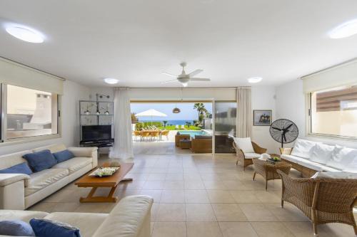 Protaras Beachfront Villa Pietra in Protaras